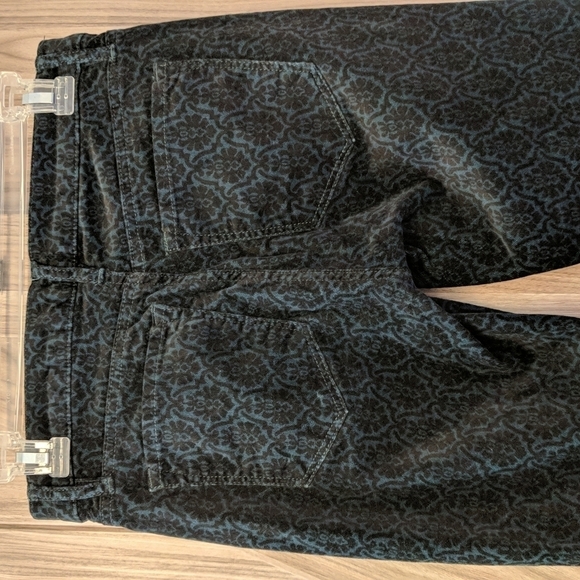 Ann Taylor Loft Women's Modern Skinny Velour Pants Size 0 - Picture 4 of 11